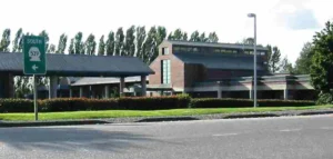 U.S. inspection station at the Lynden-Aldergrove border crossing