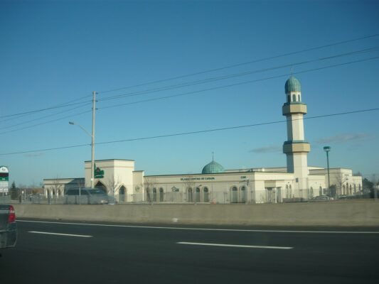 Mosque prayer hall