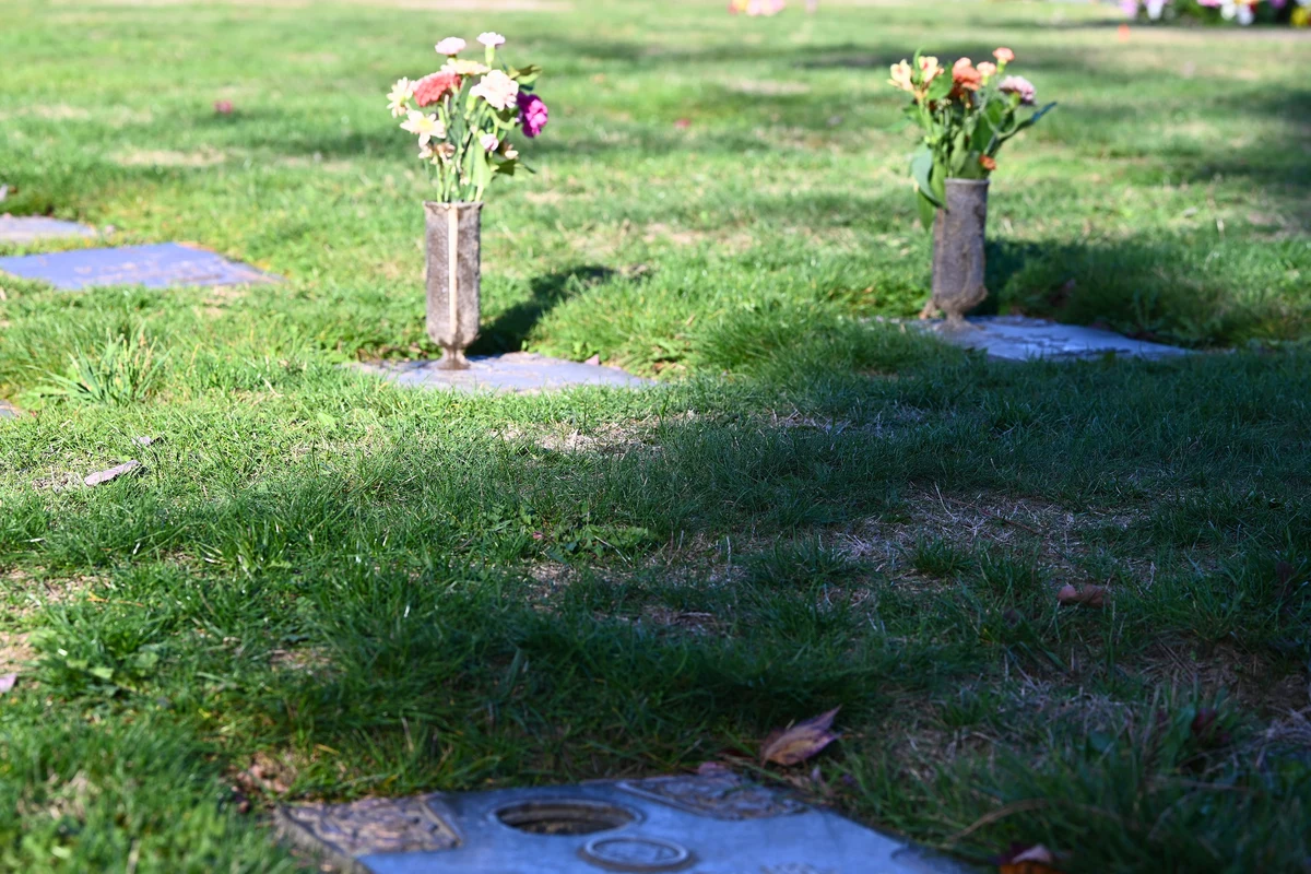 Hundreds of Bronze Vases Stolen From Gravesites in Burnaby Cemeteries, RCMP Set Up Tip Line
