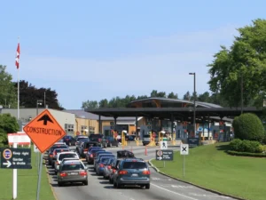 Vehicles entering Canada at the Peace Arch border crossing in Surrey