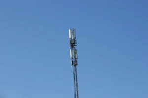 cell tower antennas telecom Canada