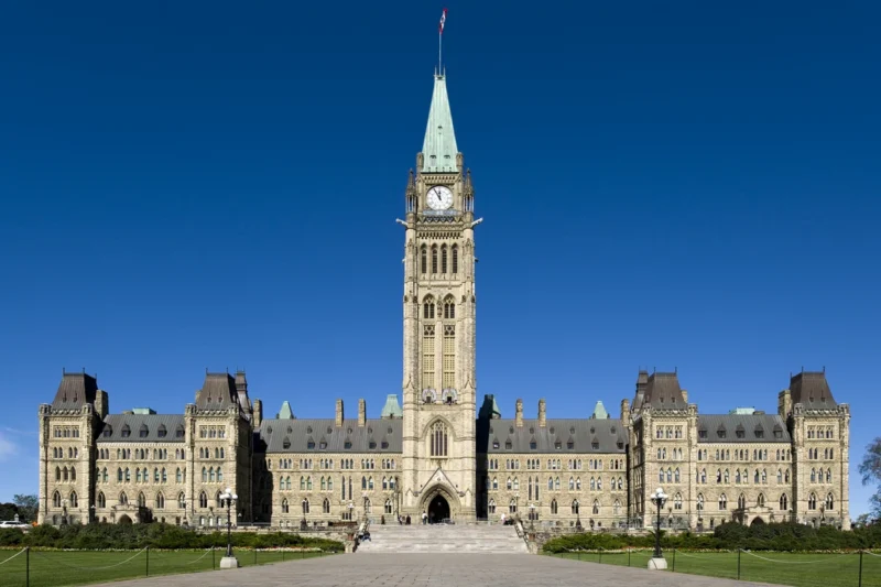 New $1.5-Million Penalties Now in Force for Dishonest Immigration Representatives