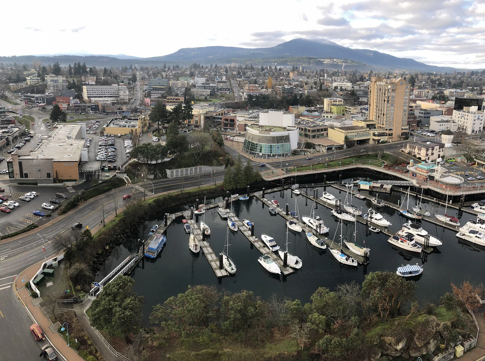 The Mystery of the Travelling Pants Is Solved: Nanaimo Work Crew’s Pants Fell Off a Truck