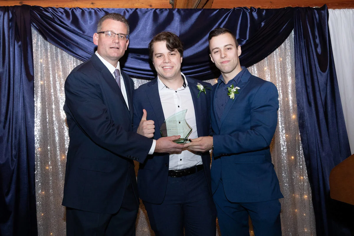 Ocean Park Pizza & Village Pub team with their business award, Surrey